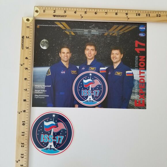 ISS 17 Expedition 17 NASA Photo/Poster & Expedition 17 Patch With‎ Detailed Info - Picture 3 of 3